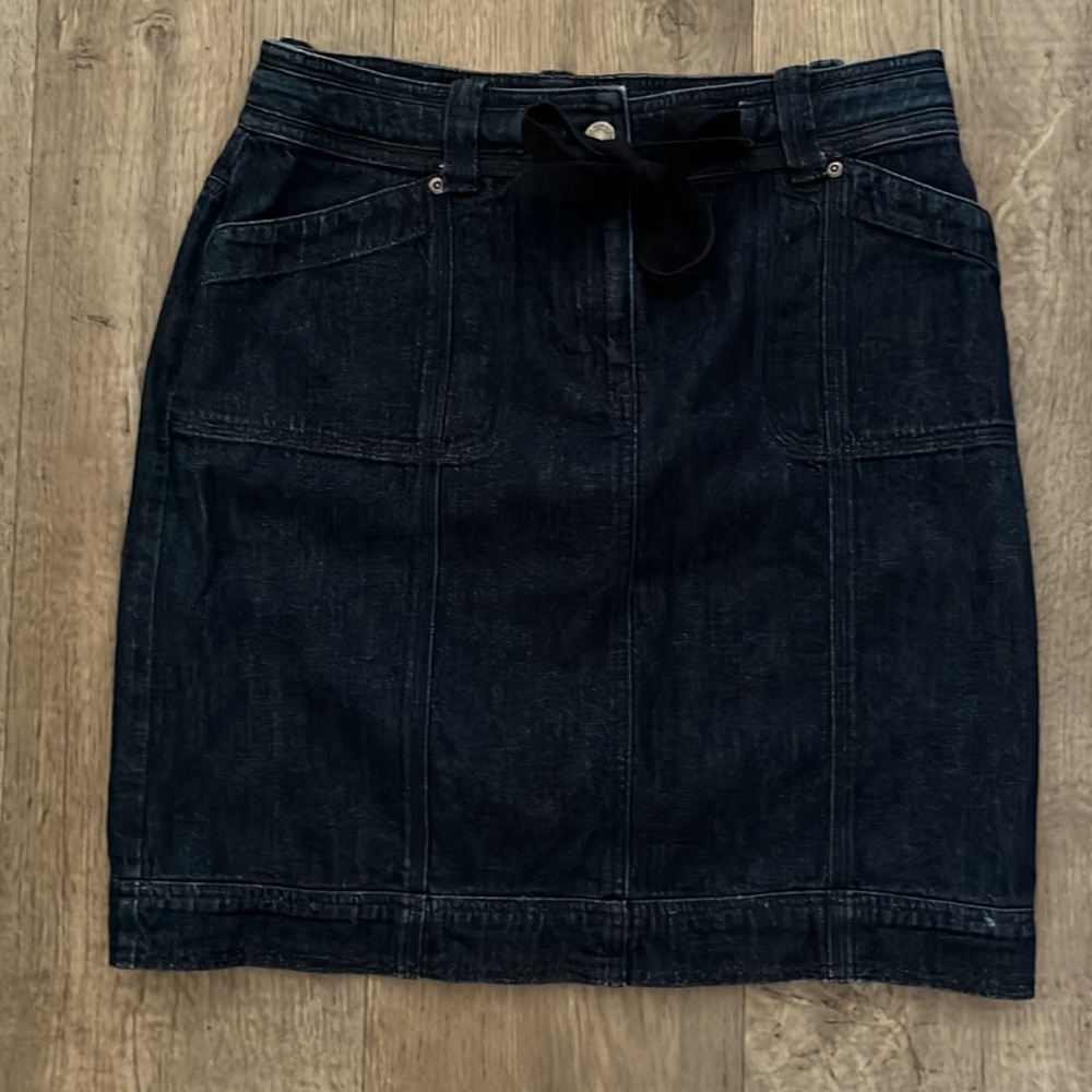 Jones New York Denim Skirt w/ Ribbon Tie at Waist Size 6